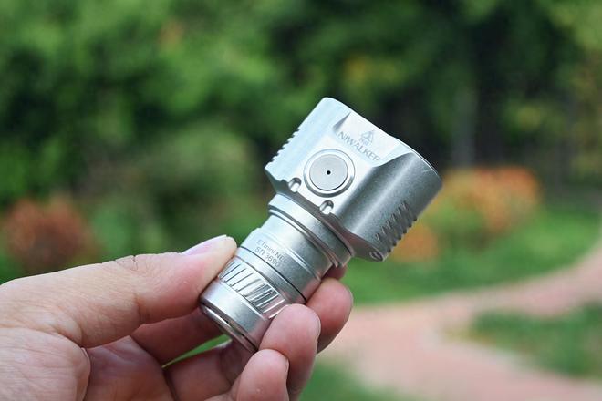 超强多功能手电！耐沃克ETmini NE6评测绝对让你惊艳！